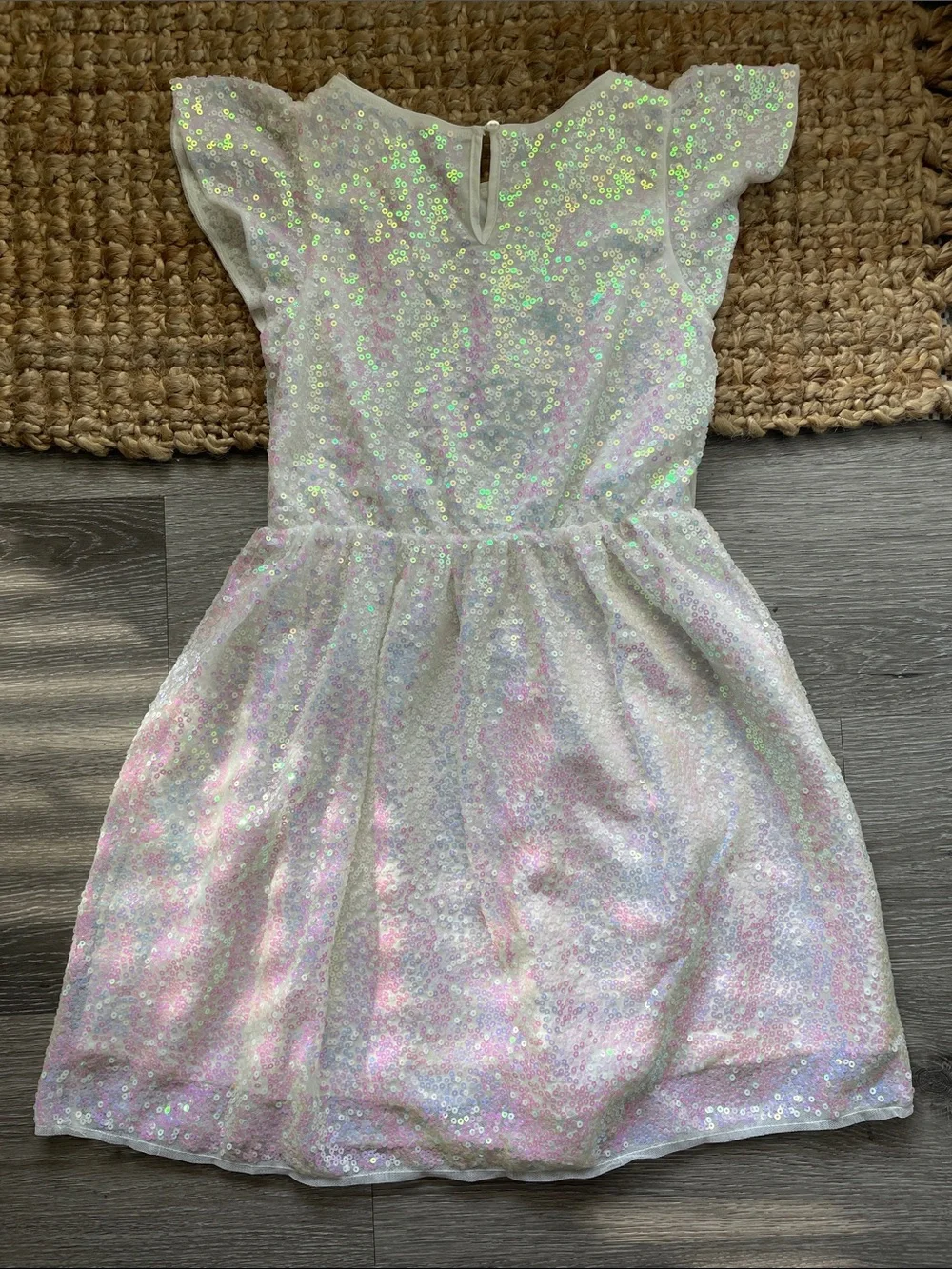 H&M White Iridescent Sequin Girls' Party Dress~size 8/9 years